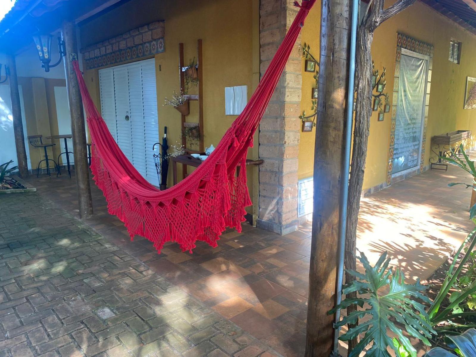 Hotel Pousada Chalé das Flores Sertãozinho Exterior foto