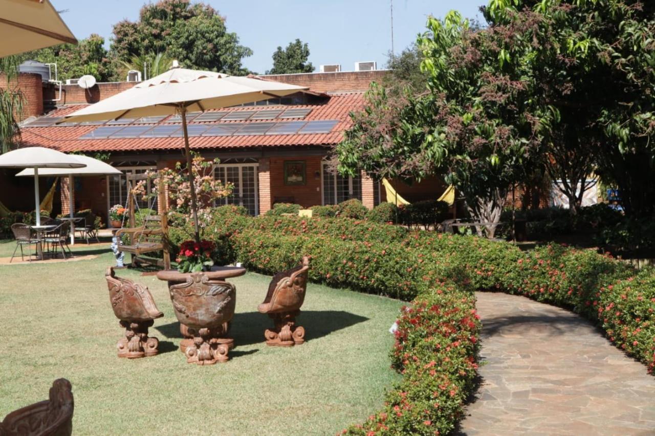 Hotel Pousada Chalé das Flores Sertãozinho Exterior foto