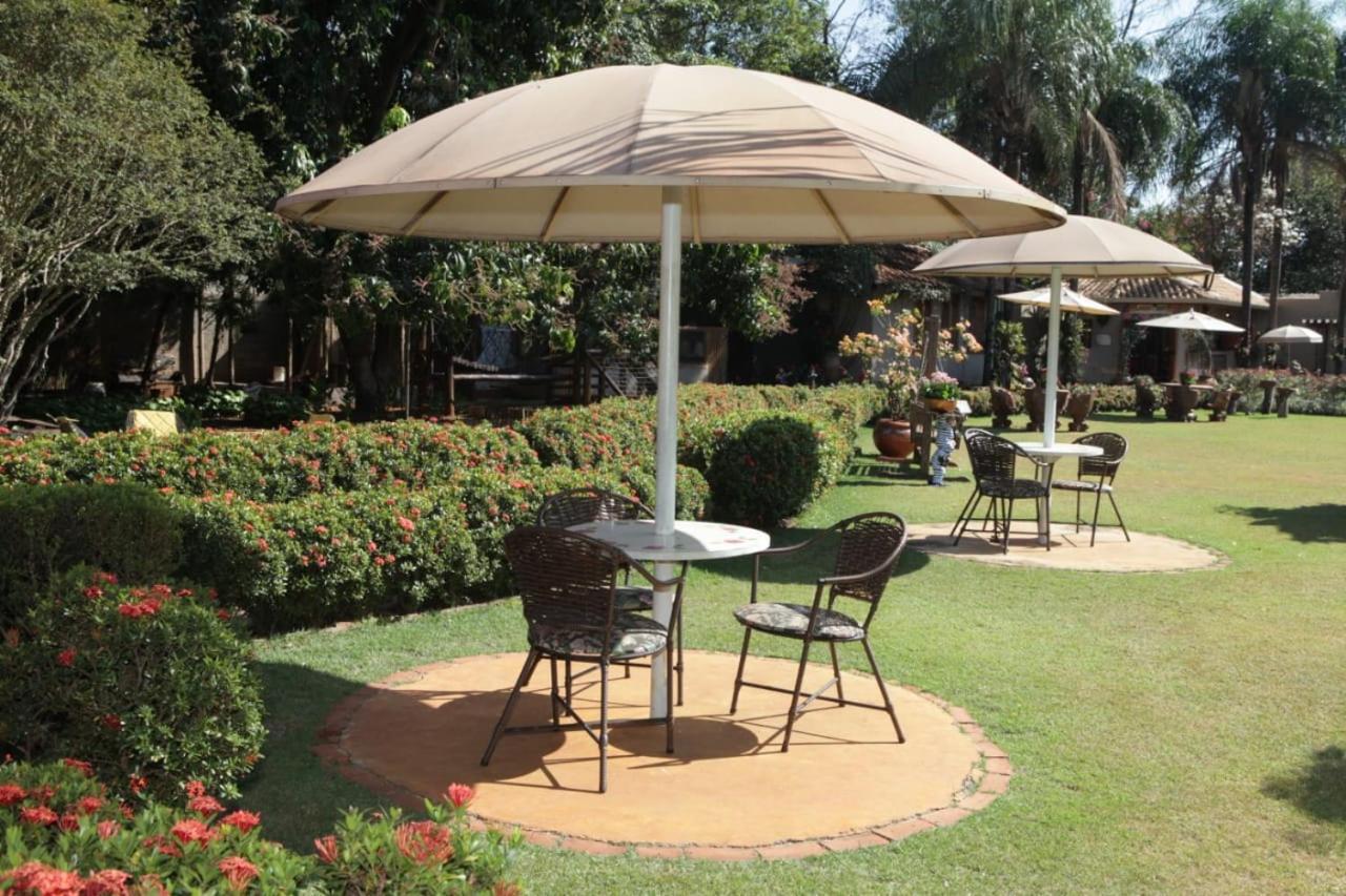 Hotel Pousada Chalé das Flores Sertãozinho Exterior foto